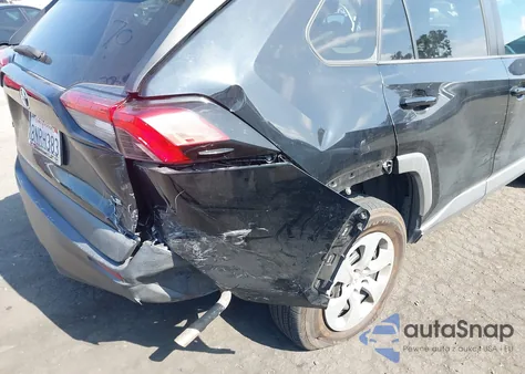 2020 Toyota Rav4 Le z USA, uszkodzony, nr VIN 2T3K1RFV5LW060546